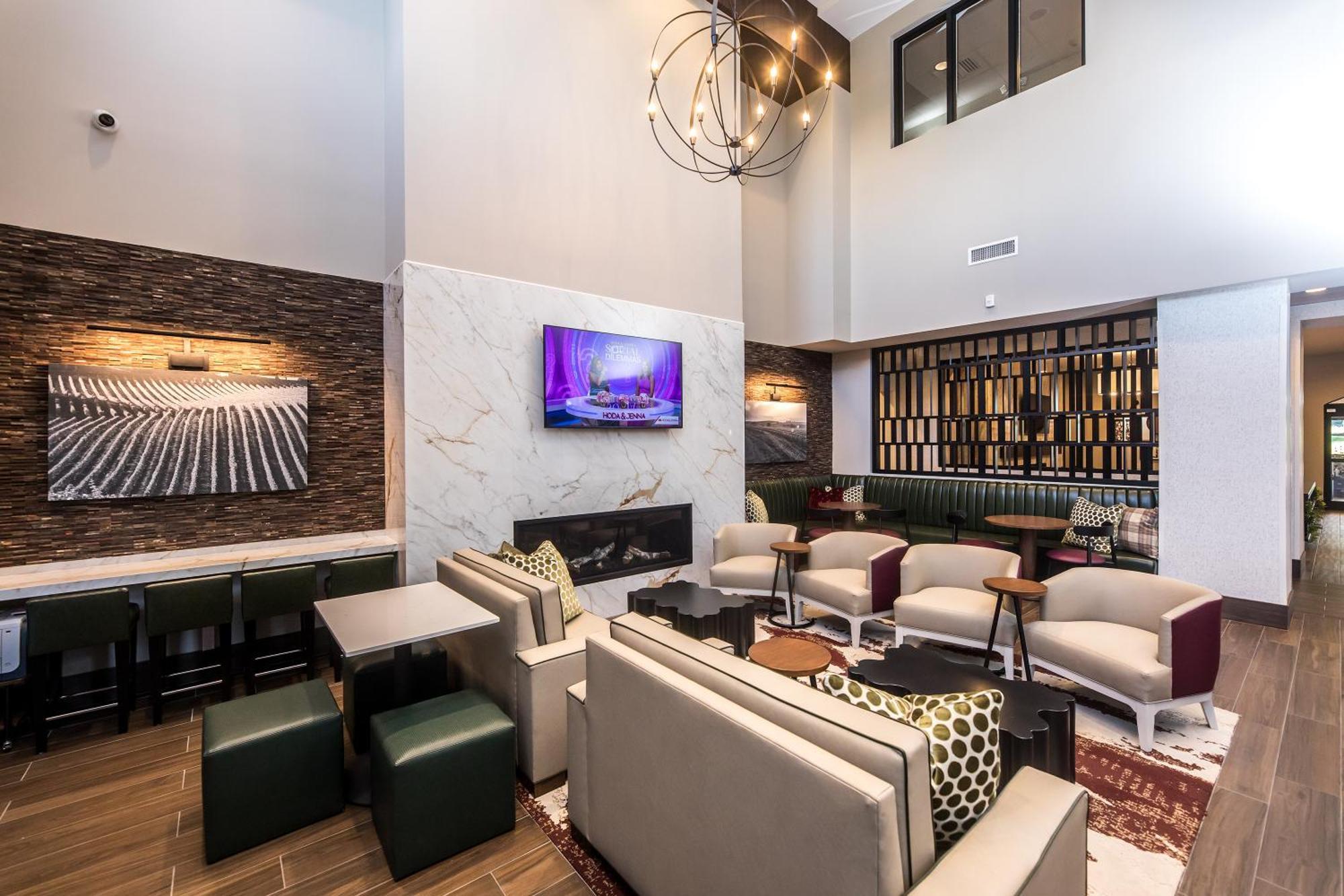 Hampton Inn & Suites Dobson Ngoại thất bức ảnh